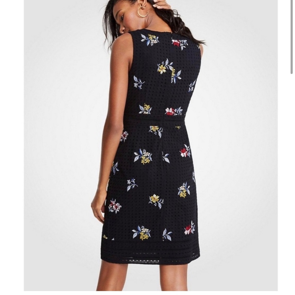 Ann Taylor Black Floral Embroidered Lace Eyelet Dress Size 2